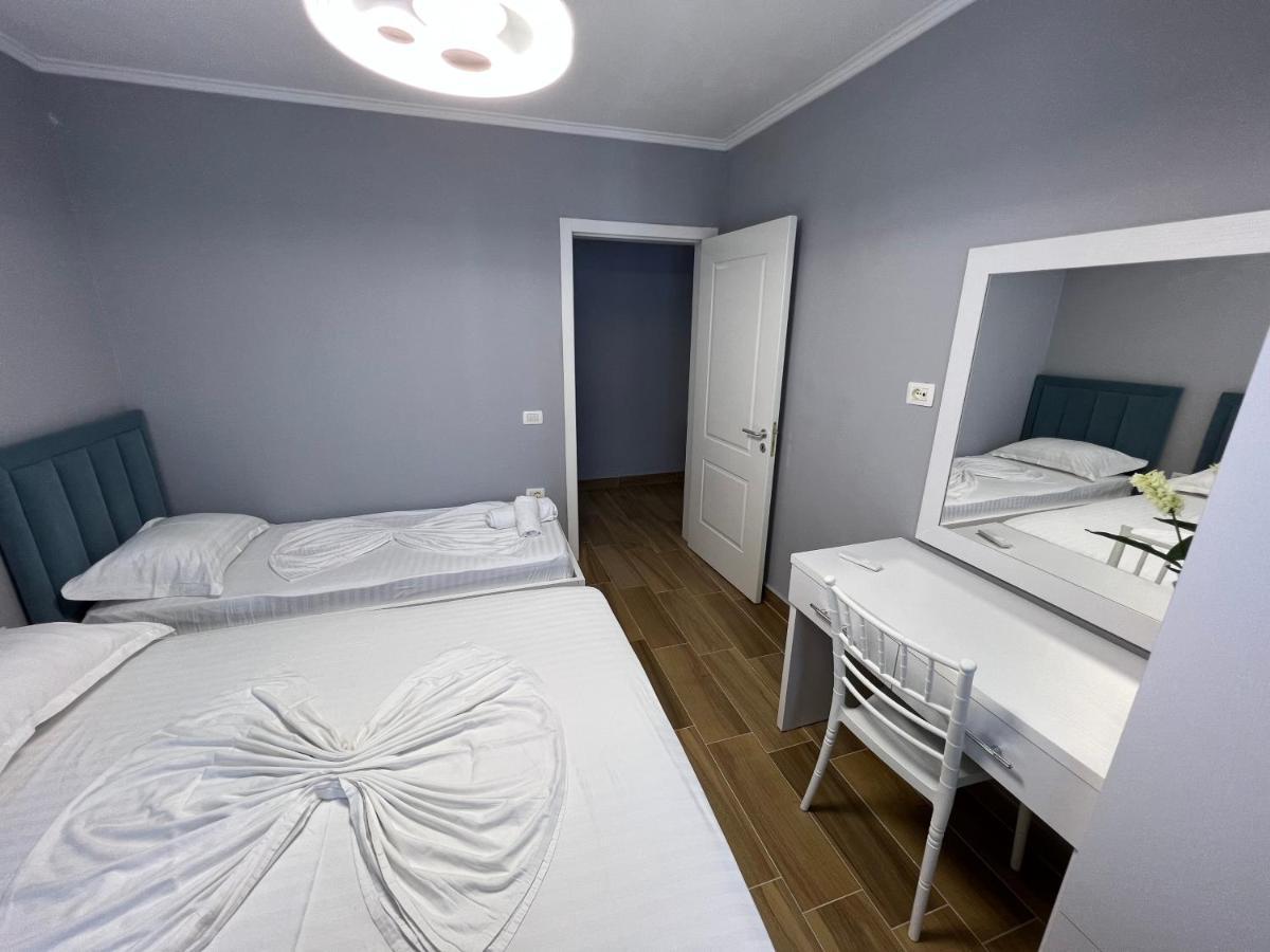 The Wish House Apartment Golem  Luaran gambar