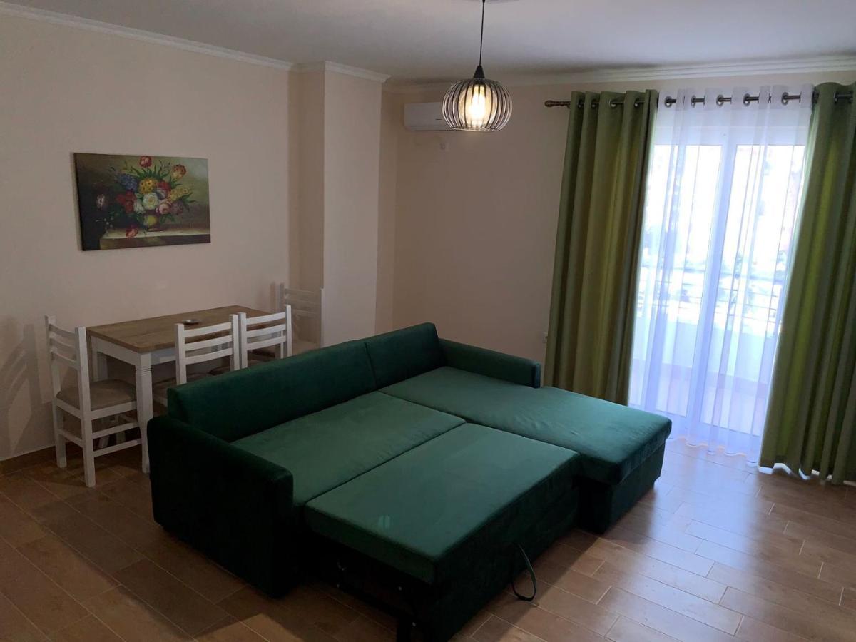 The Wish House Apartment Golem  Luaran gambar