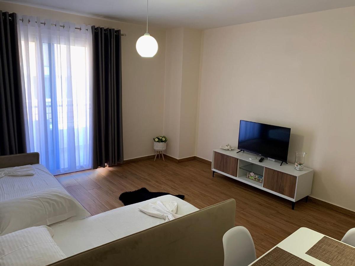 The Wish House Apartment Golem  Luaran gambar