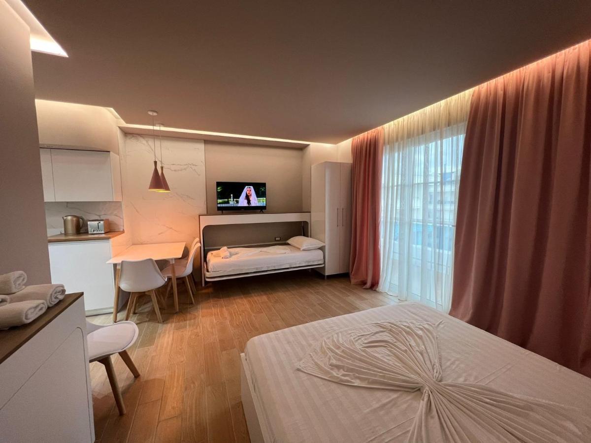 The Wish House Apartment Golem  Luaran gambar