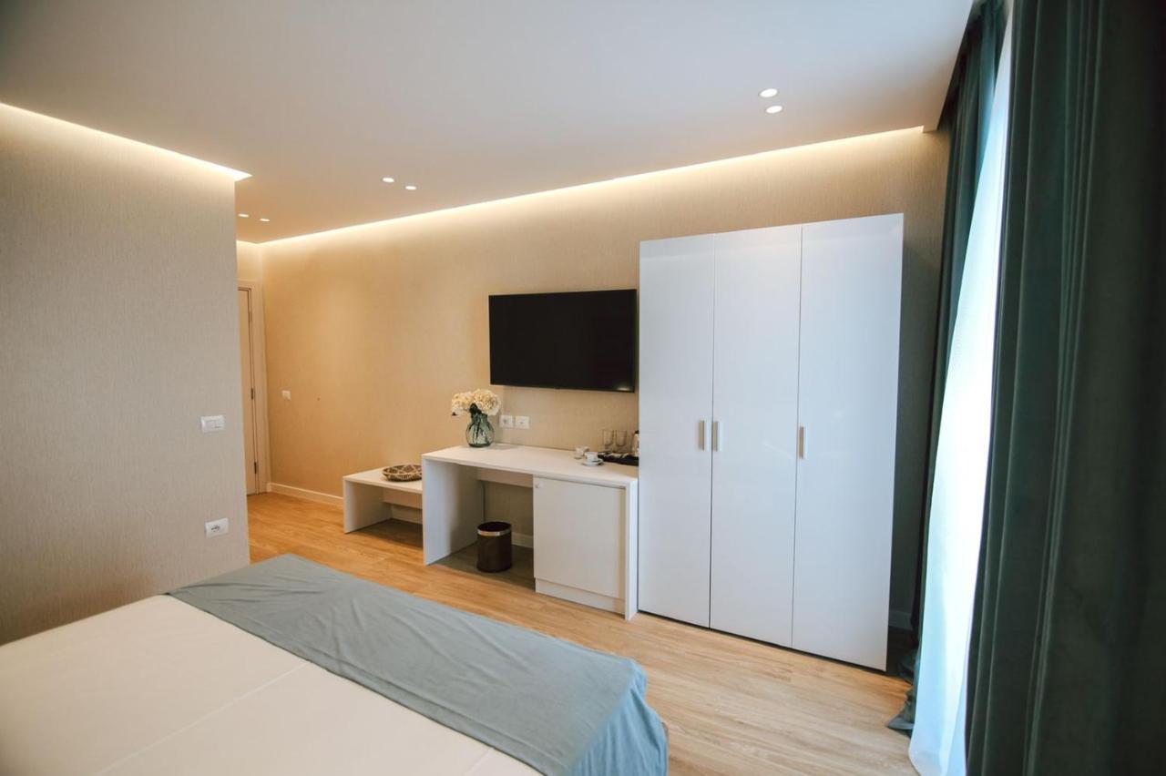 The Wish House Apartment Golem  Luaran gambar