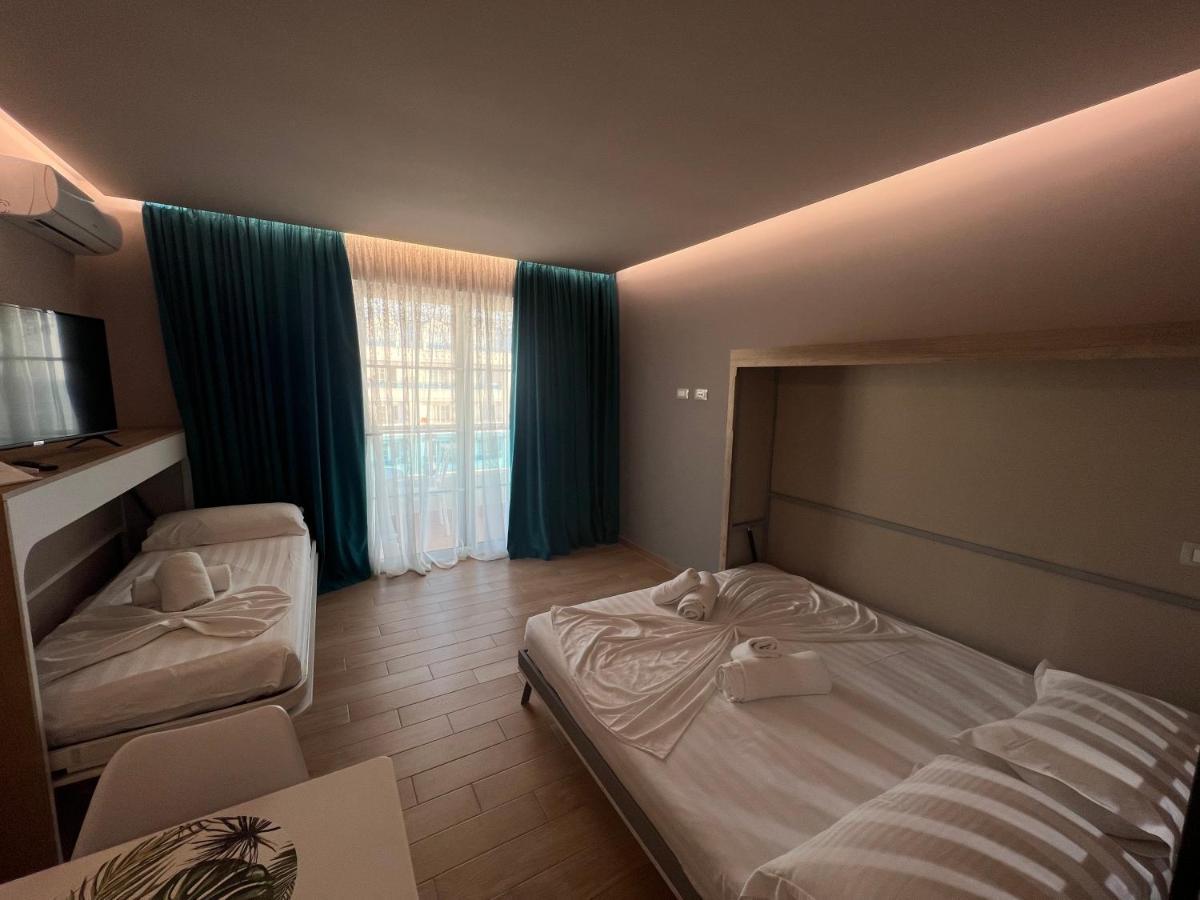 The Wish House Apartment Golem  Luaran gambar