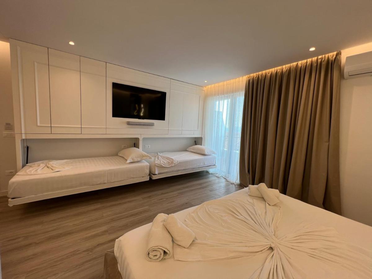 The Wish House Apartment Golem  Luaran gambar