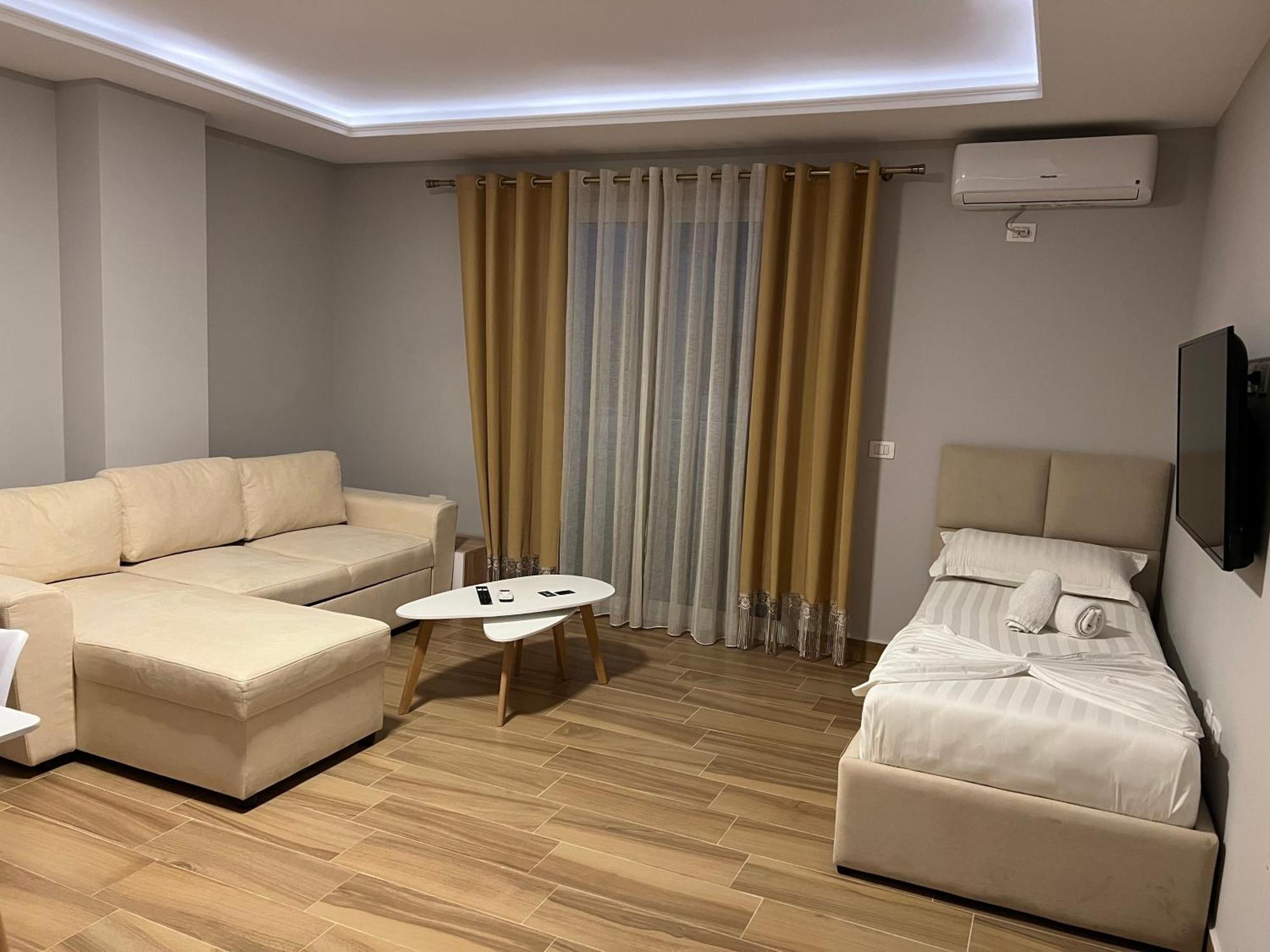 The Wish House Apartment Golem  Luaran gambar