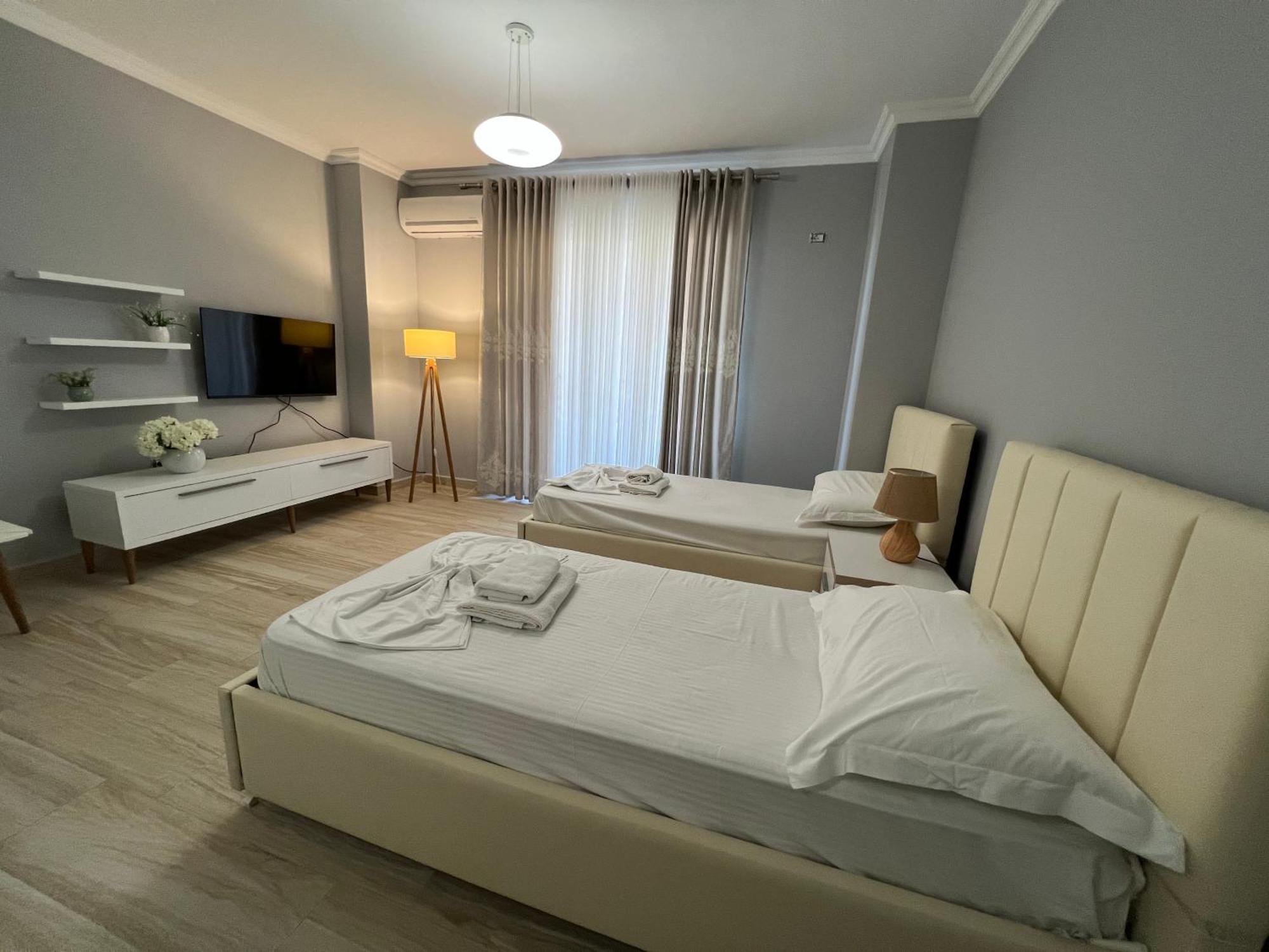 The Wish House Apartment Golem  Luaran gambar