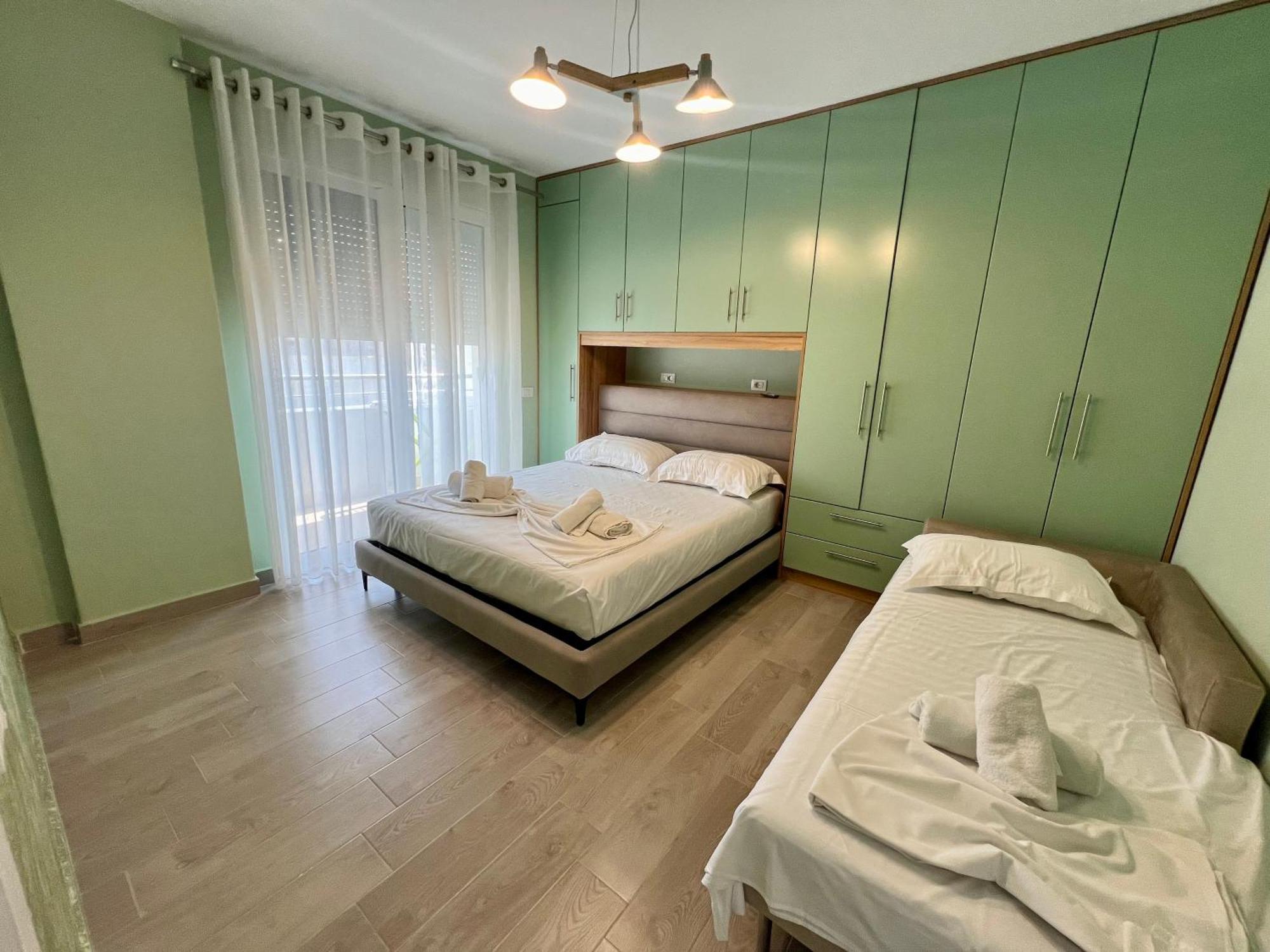 The Wish House Apartment Golem  Luaran gambar